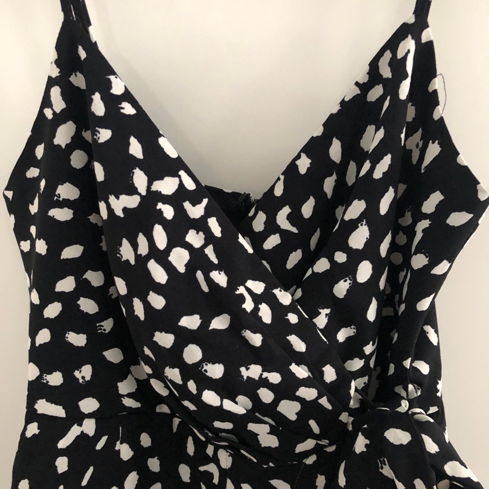 💰3 for$15) size 8 Black & white Pant Suit with pockets - Picture 4 of 8